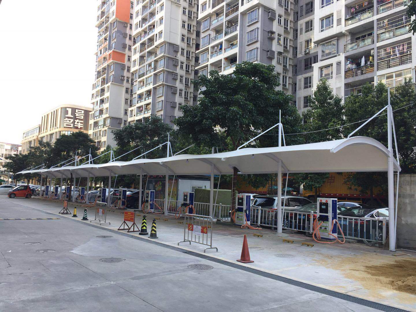 新能源公交车充电桩膜结构雨棚