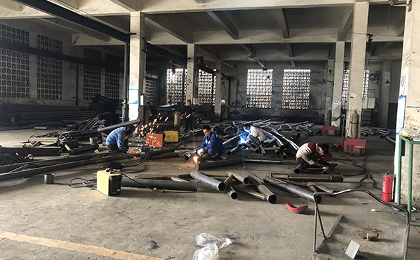 钢膜结构加工现场